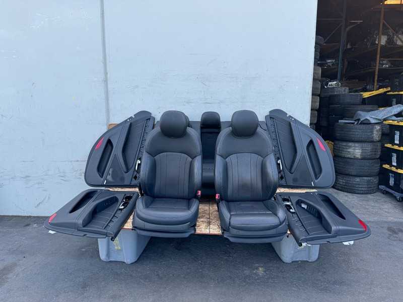 HYUNDAI GENESIS SEDAN & G80 15-20 OEM FRONT & REAR SEATS WITH DOOR PANELS (SET)