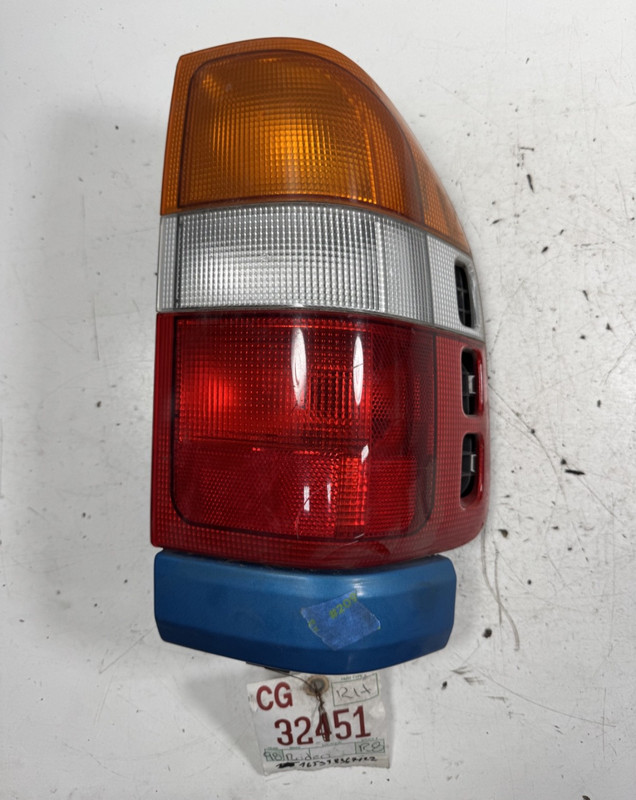 98-01 Honda Passport Right Tail Light OEM