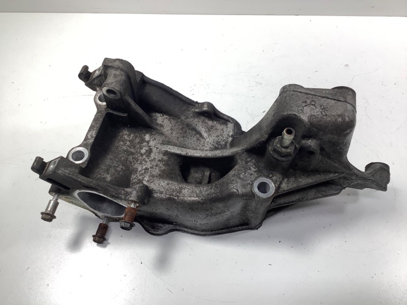 08-15 Honda Accord 4Cyl. Water Passage Thermostat Housing 19410-R40-A00 OEM