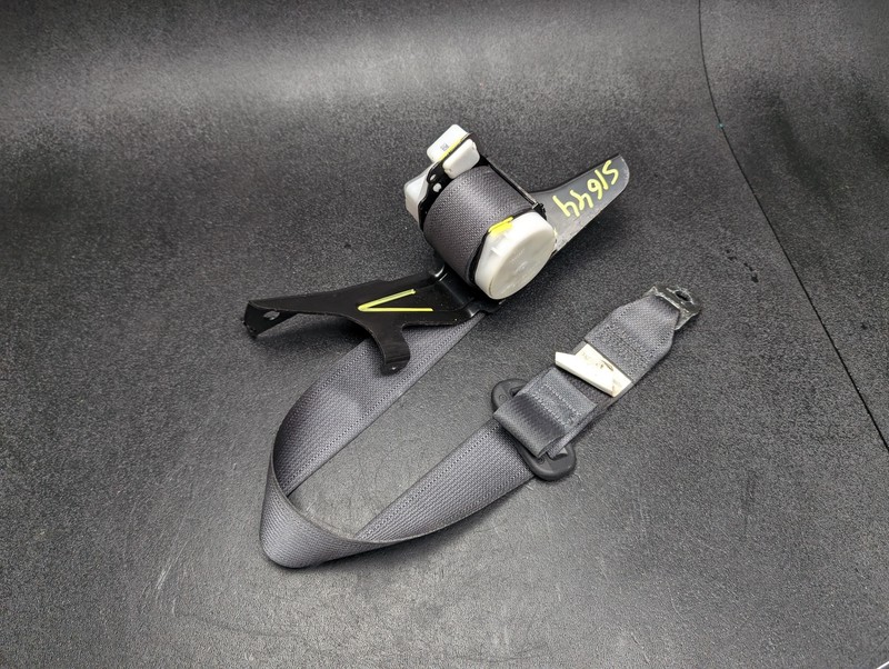 Rear Left Seat Belt Retractor 2022 Subaru Crosstrek 64660-FL370-VH 2018 - 2023