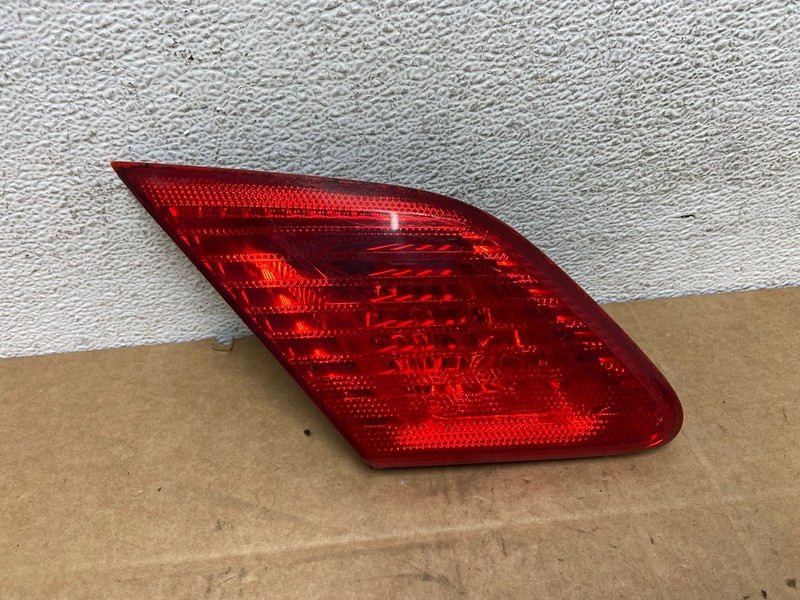 2003 to 2004 Toyota Avalon Left Driver LH Side Inner Tail Light OEM AD6270 LK