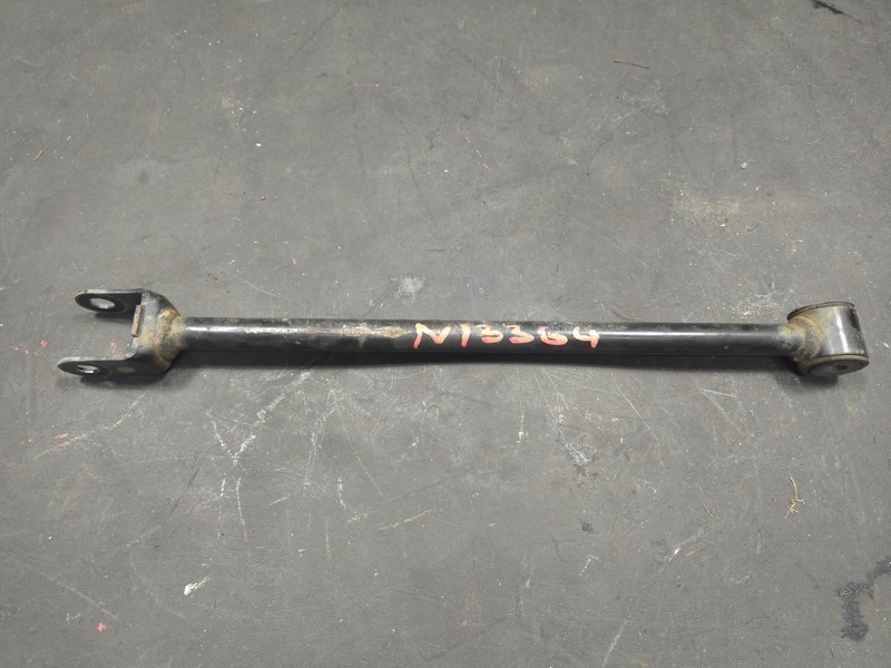 Rear Right Forward Lower Control Arm AWD 2025 Nissan Kicks 551A0-7LH0A 2026