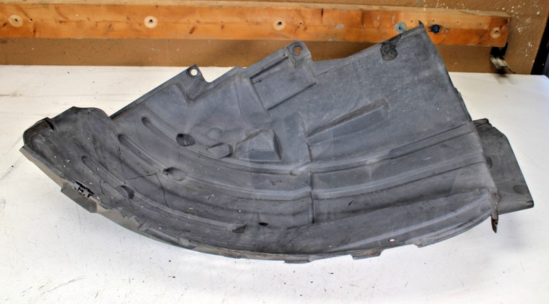 05-08 Infiniti FX35 Series Front Driver Front Inner Fender Liner OEM 63845CL70A