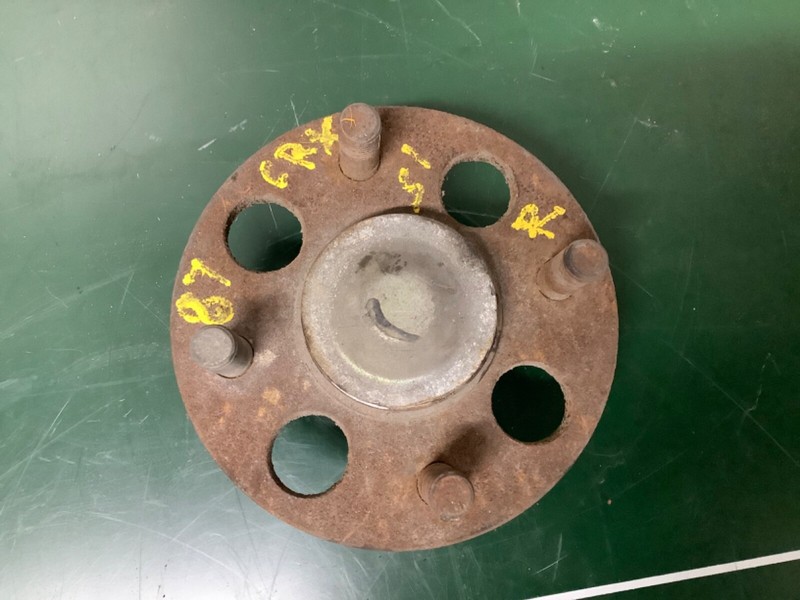 86 87 CRX, Civic Rear WheelHub usedOEM