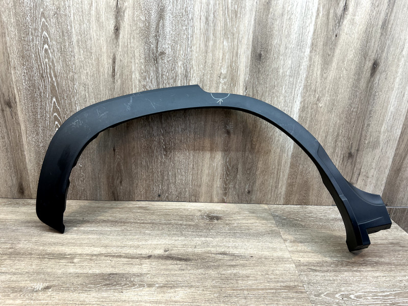 2019-2024 Toyota Corolla CrossRH Wheel Arch Molding OEM Part# 75605-0A040