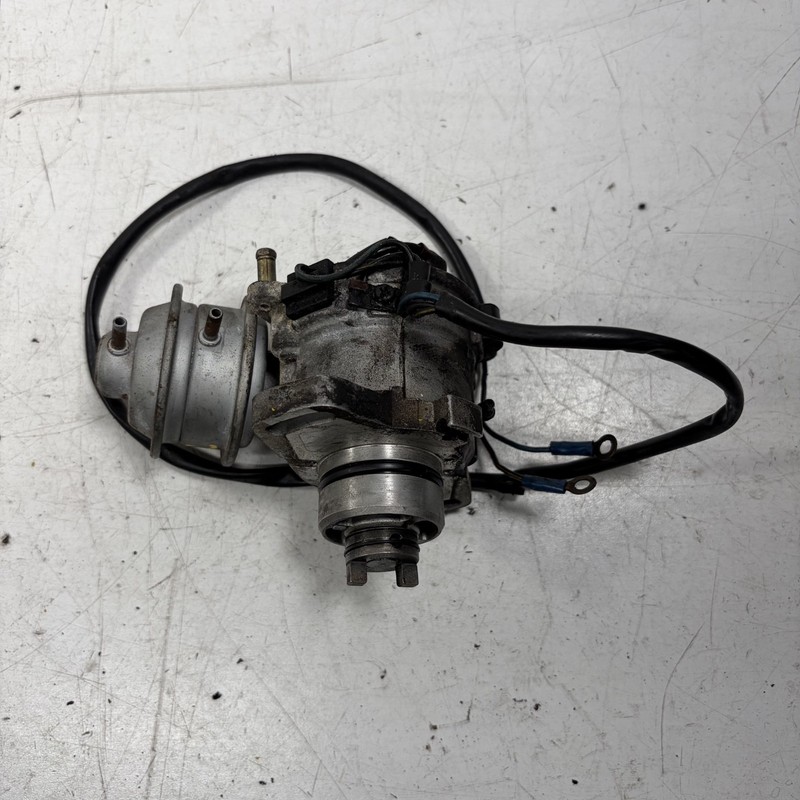 84-85 Honda Civic Distributor Assembly D4R85-34 OEM