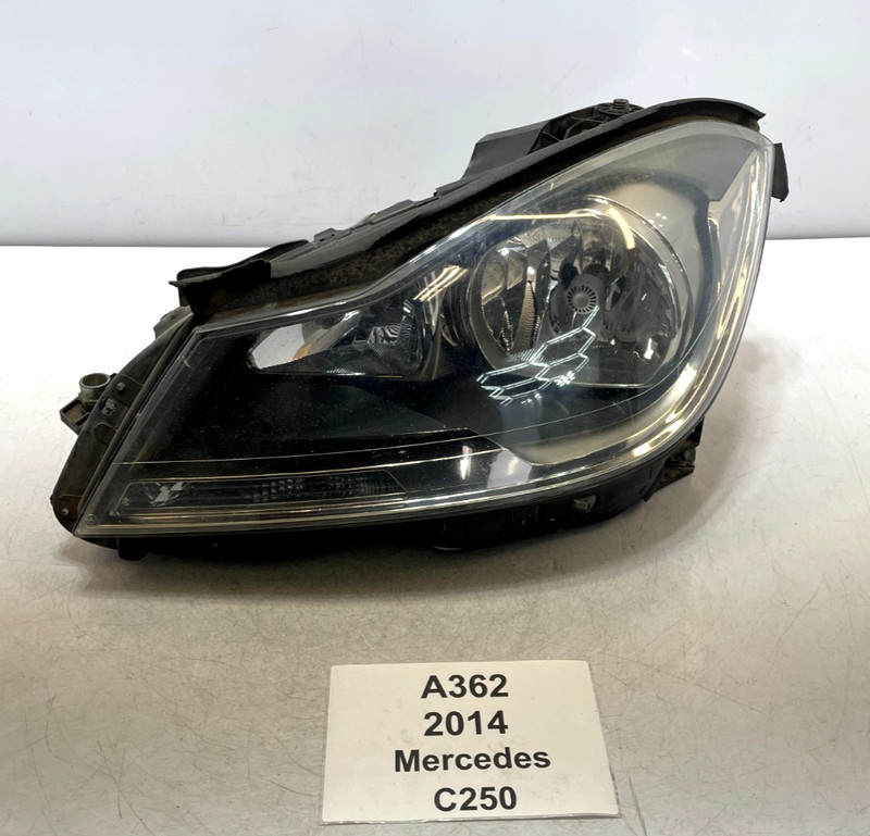 ✅ 2012-2015 OEM Mercedes W204 C250 Front Left Driver Headlight Lamp Halogen