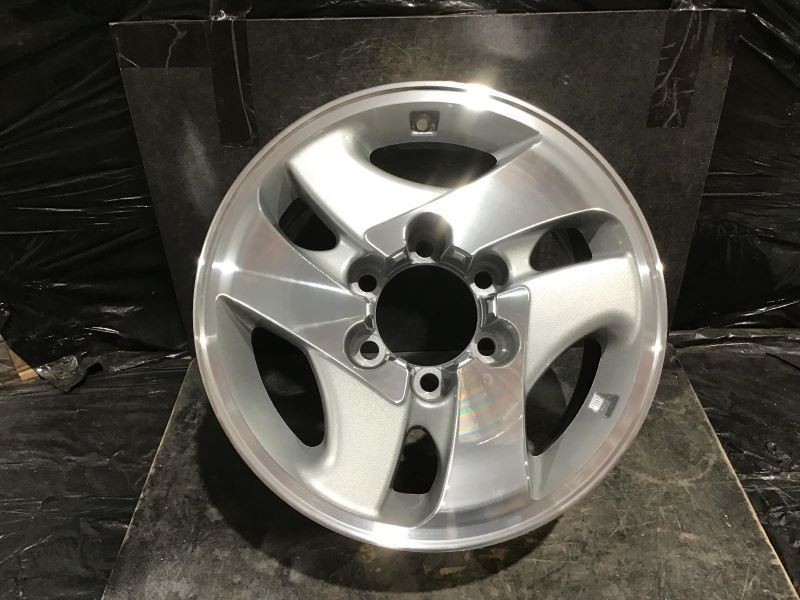 2001-2007 Toyota Sequoia Tundra 69408 Wheel 16x7 Rim Silver Machined 42611AF010