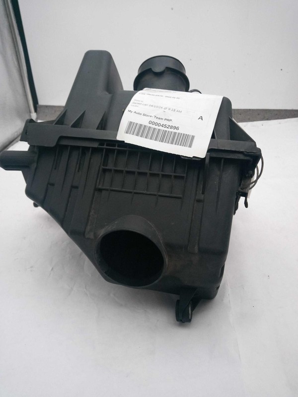 2012 Ford Escape Air Cleaner Assembly OEM 9L849C662CB 2.5L 190K Miles