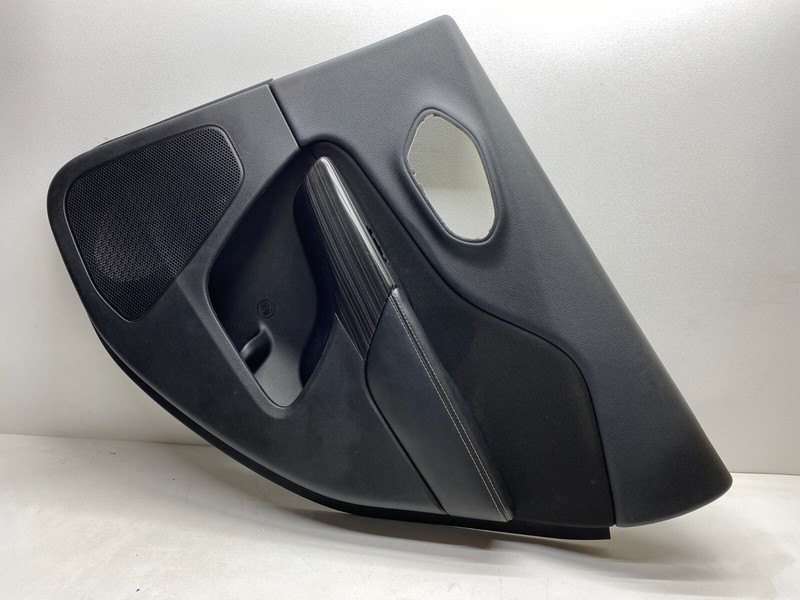 2014-2017 JEEP CHEROKEE RIGHT REAR INTERIOR DOOR PANEL TRIM COVER BLACK OEM