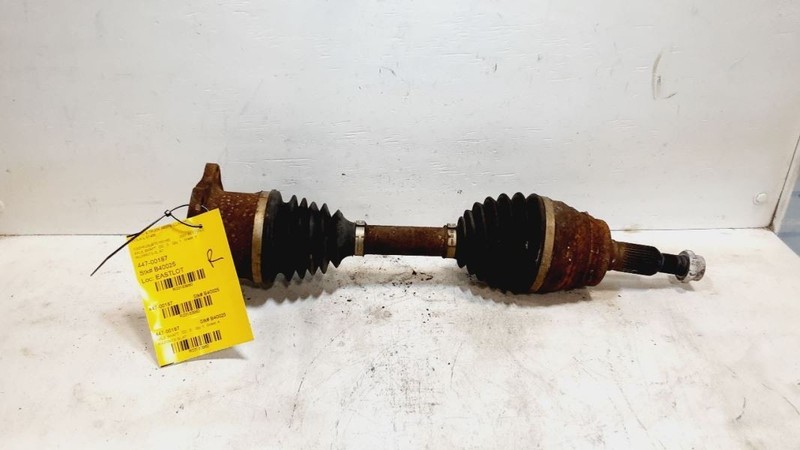Axle Shaft Front Axle Fits 07-13 SUBURBAN 2500 3183960