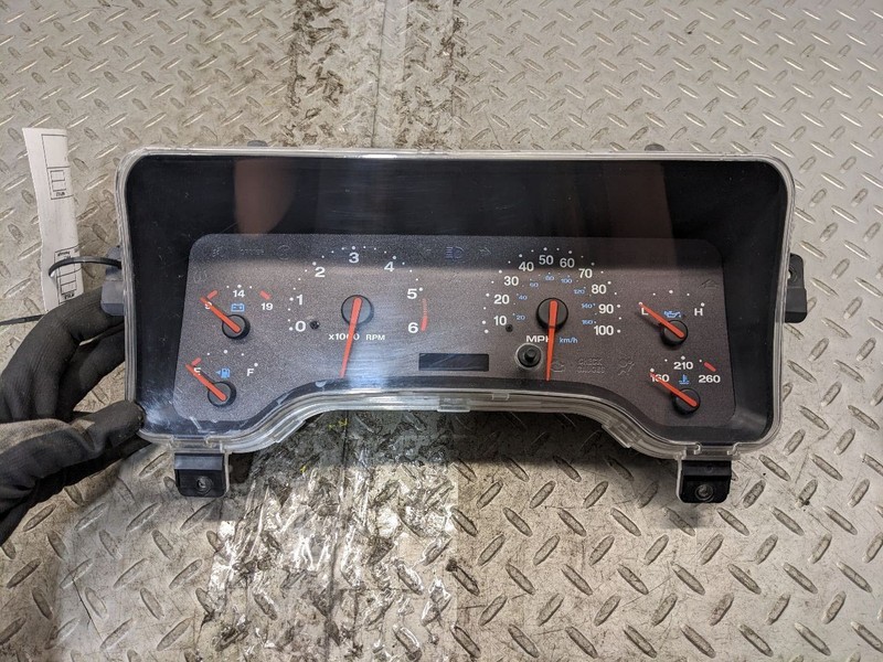 Speedometer Cluster LHD KPH Without Rear Fog Lamps Fits 03 WRANGLER 1196192