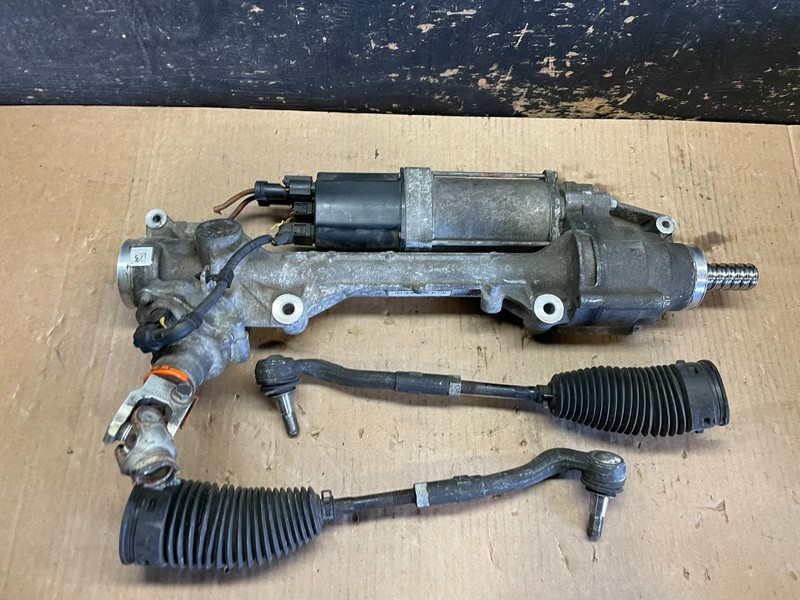 2010 to 2013 Mercedes W212 W207 E550 E350 Power Steering Rack and Pinion Y9665