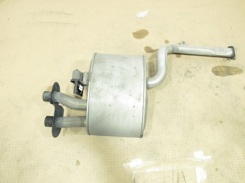 18-23 Kia Stinger GT1 2019 Rear Right Passenger Exhaust Muffler Pipe |
