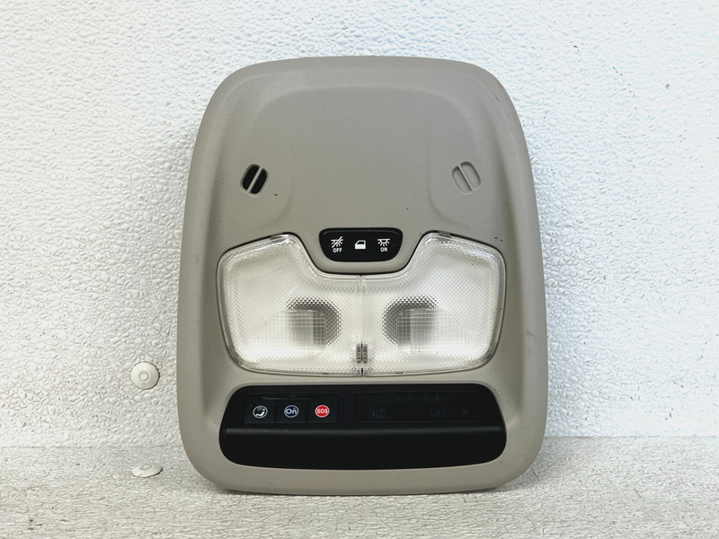 ⭐2020-2025 BUICK ENCORE GX FRONT OVERHEAD CONSOLE DOME LIGHTSWITCH OEM LOT2695
