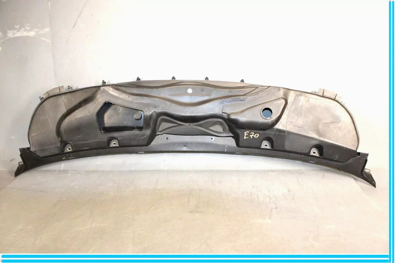 07-13 Mercedes W221 S550 S63 AMG S600 Front Windshield Cowl Trim Cover Panel OEM
