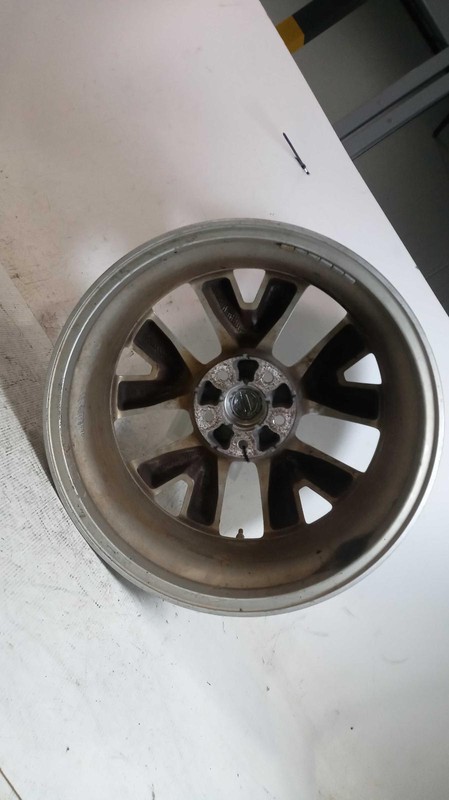 2007 Nissan Pathfinder OEM Wheel 17 Rim 40300EA610 Used 7.5 Width