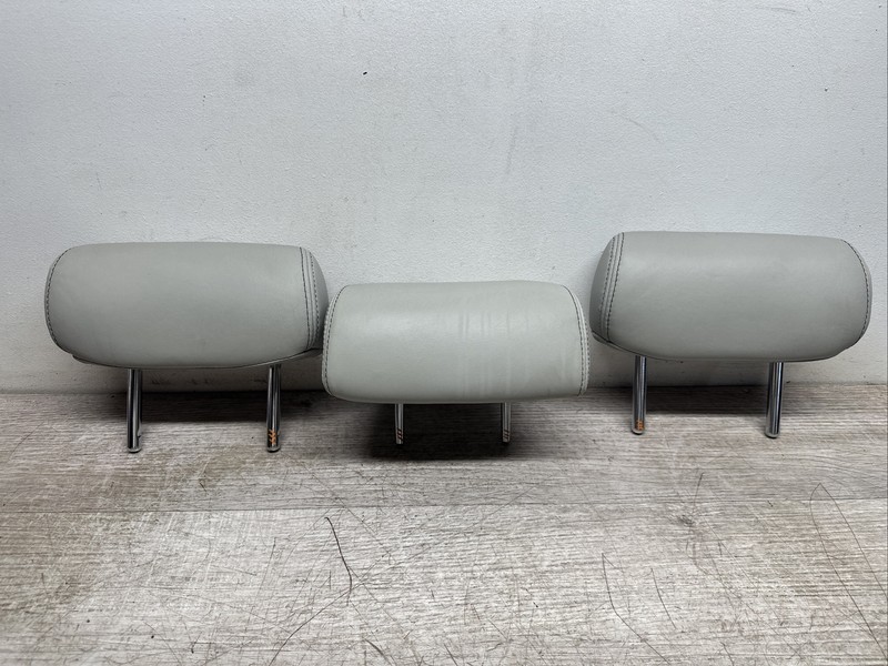 REAR HEADRESTS II 2010 - 13 LEXUS IS250 IS350 Gray Leather Sedan OEM L Center R