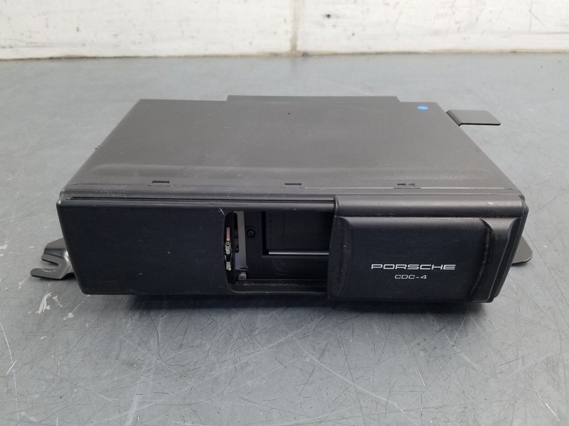 2008 Porsche 911 Turbo 997 CDC-4 CD Changer #8651 S6