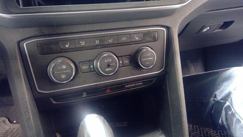 Temperature Control Automatic Temperature Control Front Fits 18-20 ATLAS 3444791