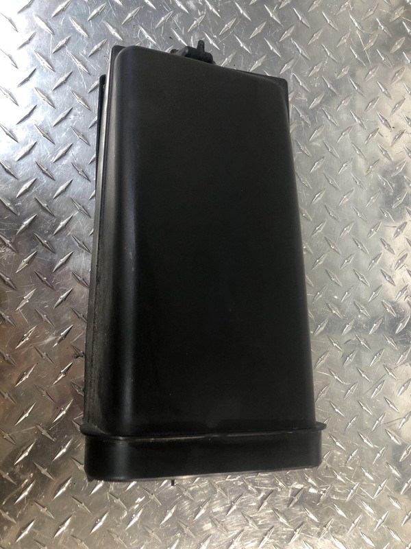 Air Cleaner BMW 750 SERIES 06
