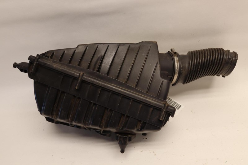 2014-2017 RANGE ROVER 5.0L LEFT DRIVER ENGINE AIR CLEANER FILTER BOX HOUSING OEM