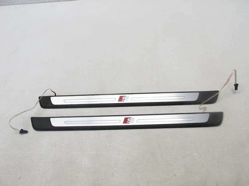 17-24 AUDI B9 A4 S4 A5 S5 SPORTBACK ILLUMINATED DOOR SILL TRIM FRONT OEM 011325