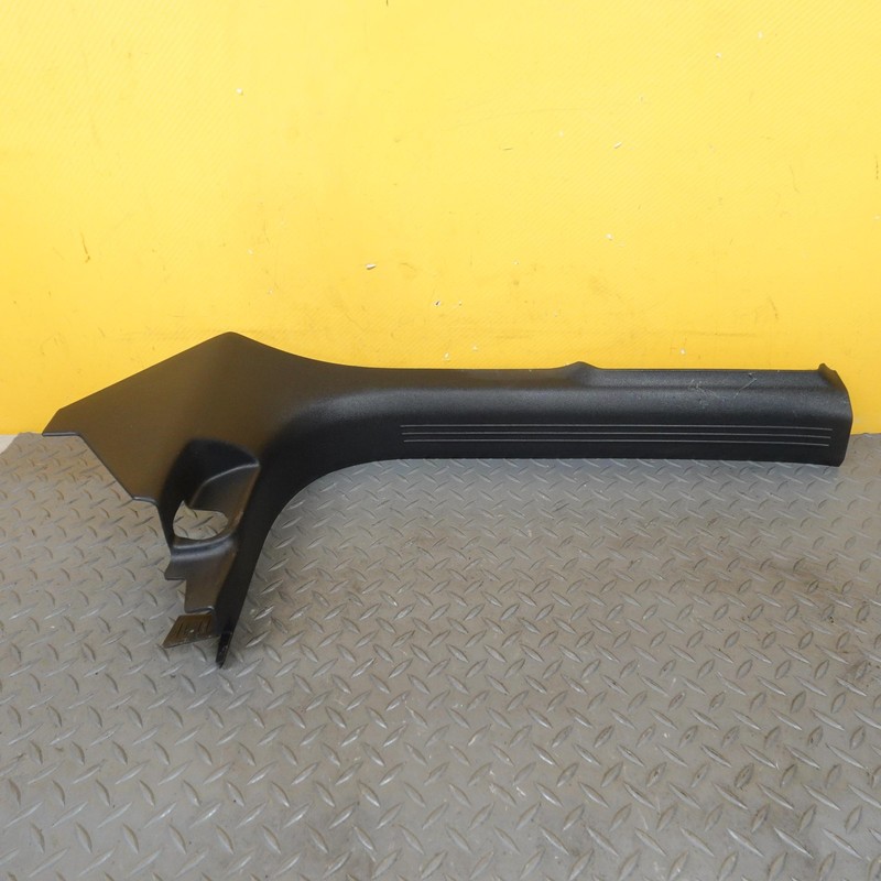 2019-2022 VOLVO XC40 FRONT LEFT DRIVER SIDE DOOR SILL SCUFF PLATE OEM 31469223