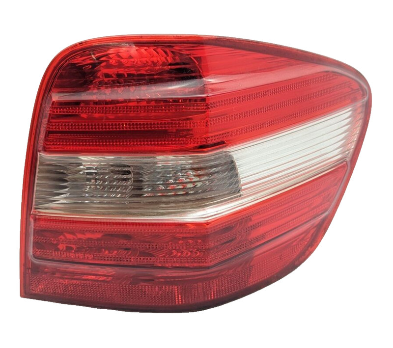 06-08 Mercedes W164 ML500 ML550 ML350 Rear Right Side Tail Light Taillight Lamp