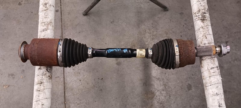 22-'24 HYUNDAI TUCSON Right front passenger Axle Shaft 2.5L OEM 1 Year Wnty!