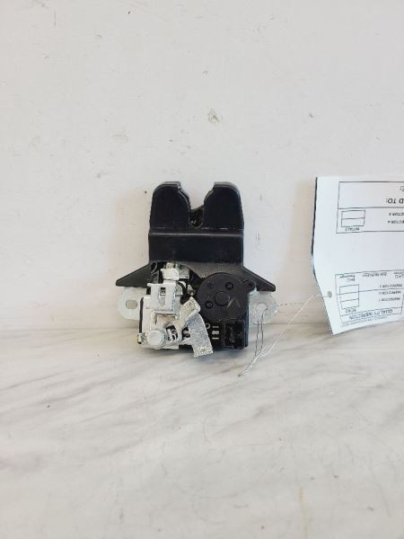 Trunk Latch Fits 2016 OPTIMAKIA 574676