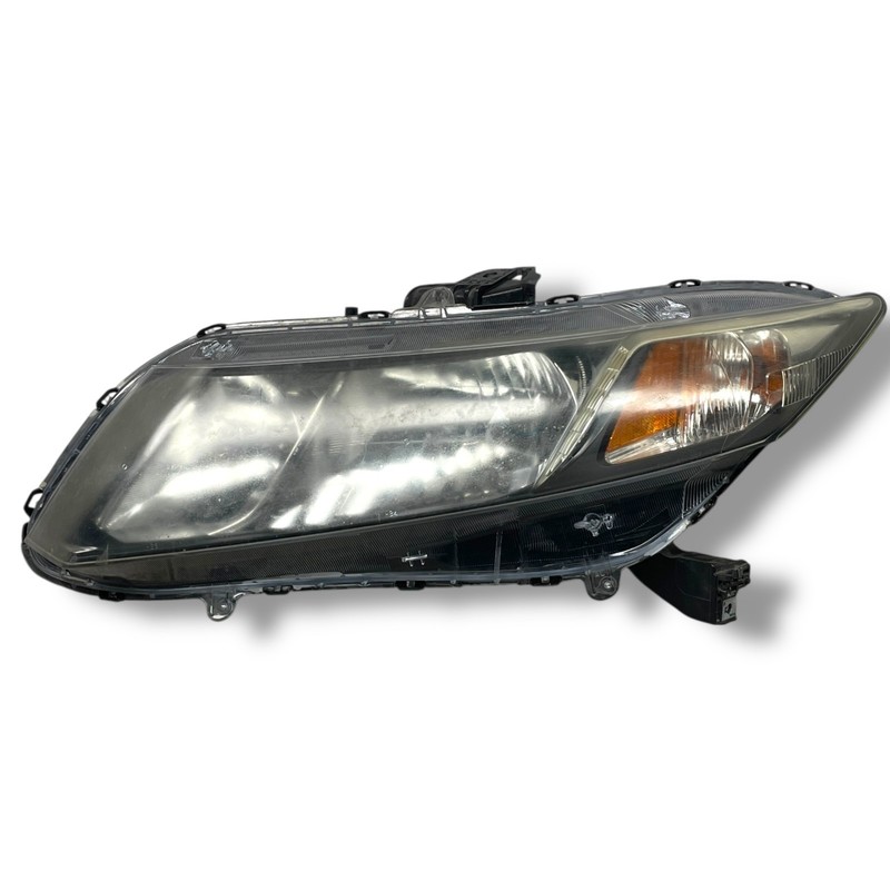 Honda Accord 2008-2012 OEM Front left driver side headlight assembly 8317341600