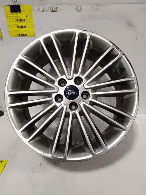 2013-2016 Ford Fusion Wheel Rim 18x8 Aluminum 20 Spoke Painted Silver