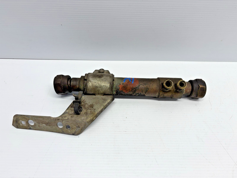 86-89 Mercedes 560 SL AC, fuel line cooler FACTORY item good condition w/bracket