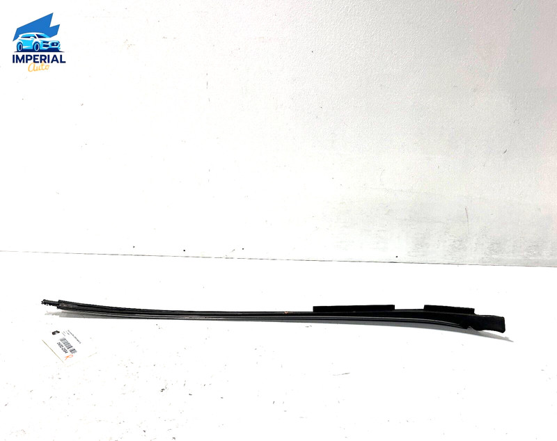 MERCEDES S550 2010-2013 RIGHT SIDE PANORAMIC ROOF MOLDING SEAL TRIM COVER OEM
