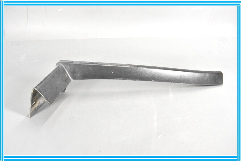2004 04 HUMMER H2 LEFT LH FRONT FENDER FLARE MOLDING MOULDING