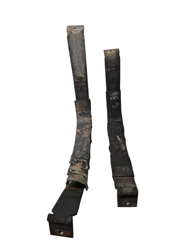 For 1999-2007 Ford F-350 Super Duty Dorman Fuel Tank Strap Center 2000 2001 2002