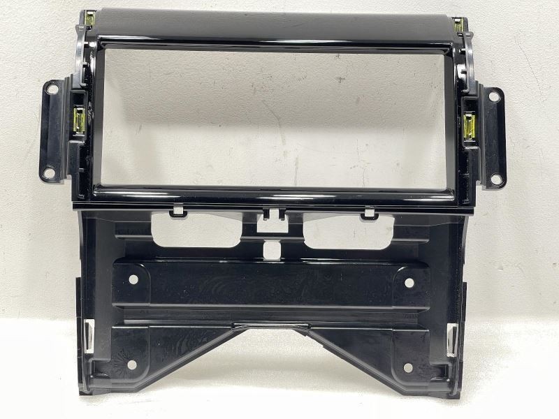 19-23 ROVER DISCOVERY SPORT CENTER DISPLAY SCREEN BEZEL COVER IN DASH 53150