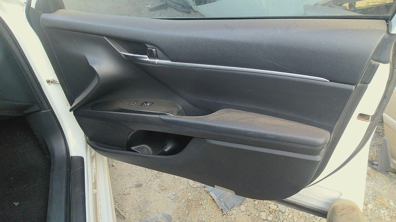 Front Door Trim Panel TOYOTA CAMRY Right 19 18 20 21 22 23 24