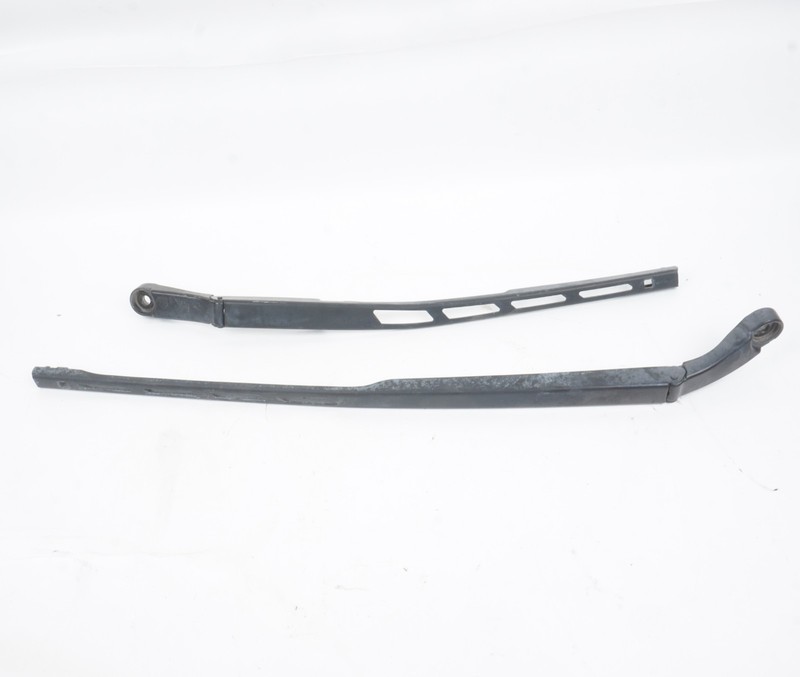 2011-2017 Audi A8L A8 D4 Front Windshield Wiper Arms Left & RightOEM