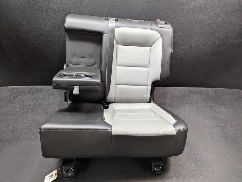 Rear Left Seat Leather 2018 GMC Terrain 84088768 2019 2020 2021