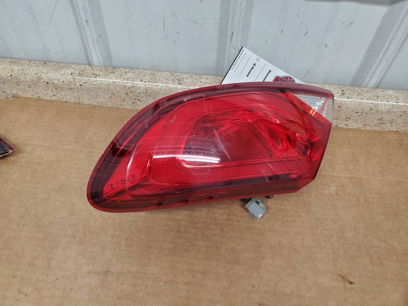 Passenger Tail Light Sedan Quarter Panel Mounted Fits 15-16 200 289445