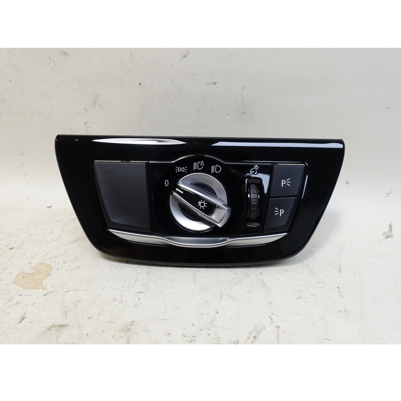 Damaged 2017-2023 BMW G30 5-Series F90 M5 Factory Headlight Switch w Scratch OEM