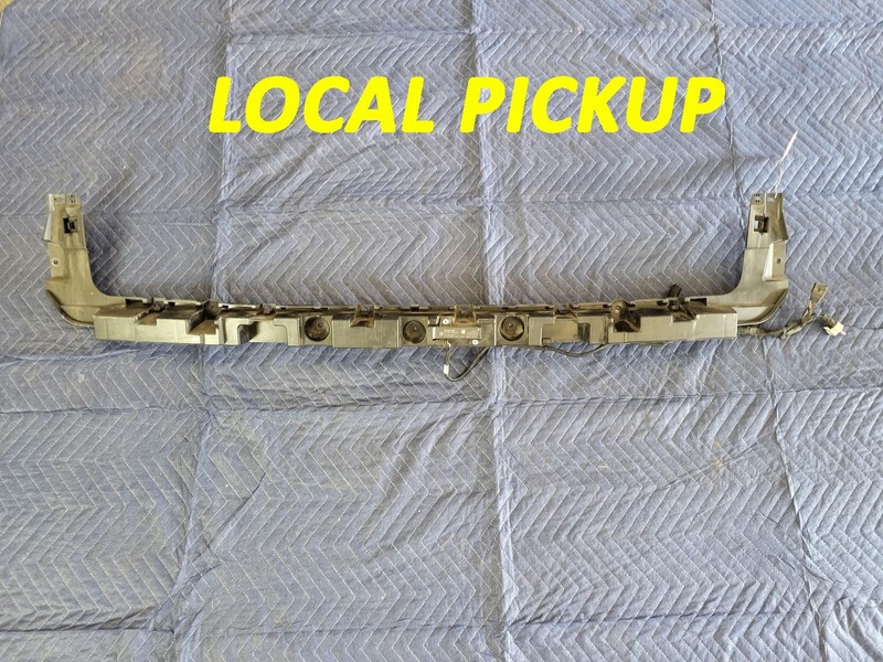 Used Oem Alfa Romeo Rear Bumper Center Support Bracket 2.0L 2018-2024 Stelvio