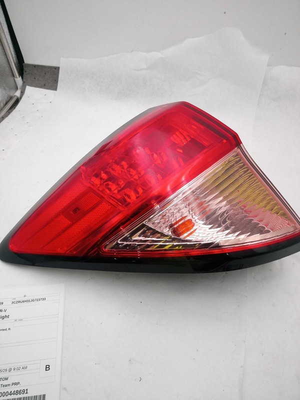 2018 Honda HR-V Right Tail Light Assembly Grey OEM 254575 58K Miles