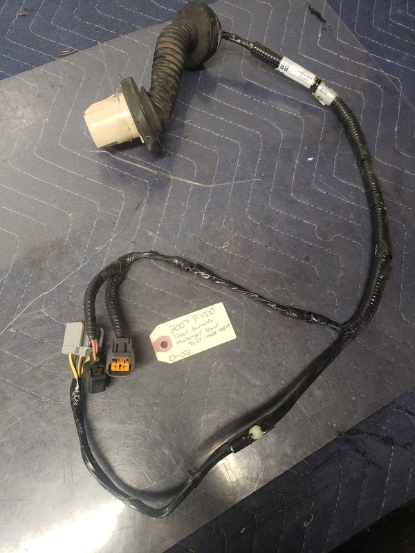RearPassenger HarnessFord F150 Extended Cab 2007