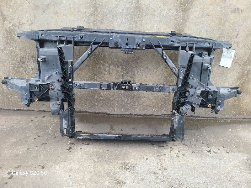 04-10 Nissan Titan Radiator Core Support OEM 62500-7S026