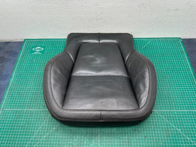 12-15 JAGUAR XF XFR FRONT LEFT DRIVER SIDE SEAT BOTTOM LOWER CUSHION Black OEM