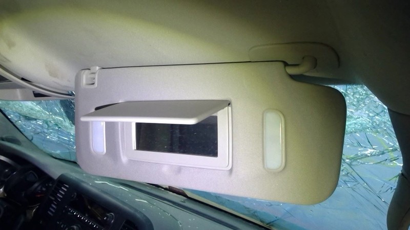 Passenger Right Sun Visor Illuminated Fits 07-14 ESCALADE 1782081