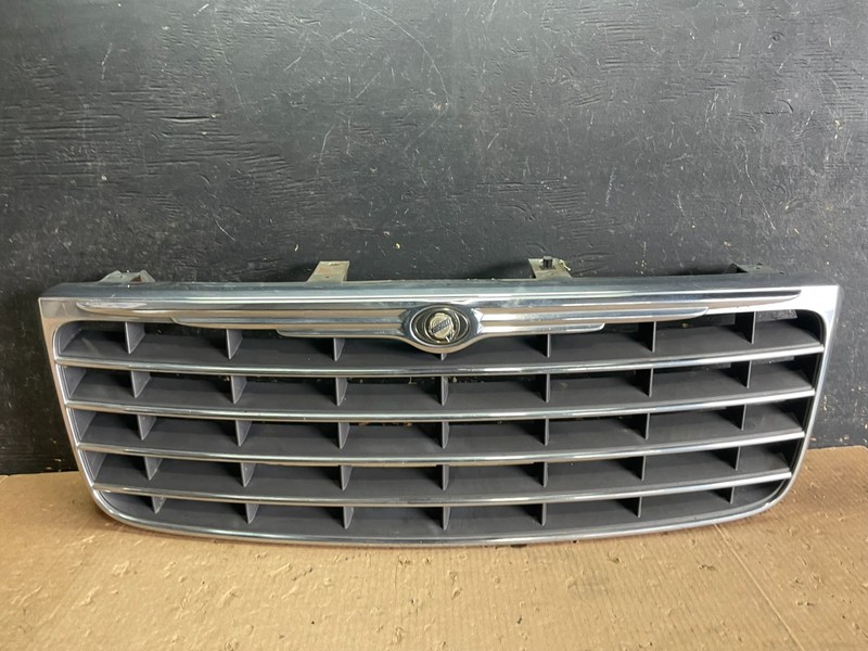 2007 2008 2009 Chrysler Aspen Front Radiator Upper Grill Grille Oem Y9850 DG